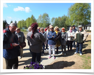 13. Dobrzyca, Ogrody Hortulus i nasza przewodniczka Prymula 13. Dobrzyca, Ogrody Hortulus i nasza przewodniczka Prymula